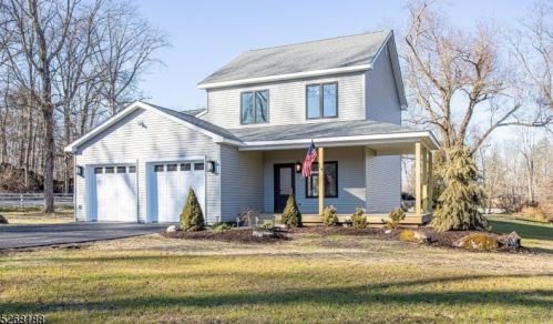 1 Hilltop Rd, Fredon, NJ 07860-5382