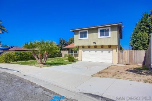 3198 Noreen Way, Oceanside, CA 92054-3847
