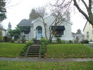 4016 16th Ave, Portland, OR 97202-3932