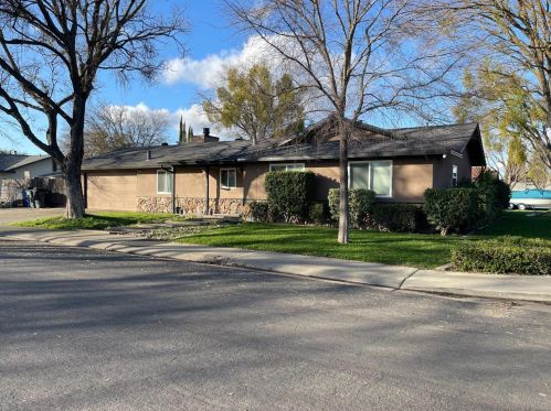 3105 New Salem Ave, Modesto, CA 95354-2131