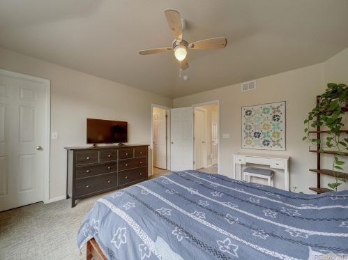 4875 Eaton Park Way, Aurora CO 80016-4292 exterior