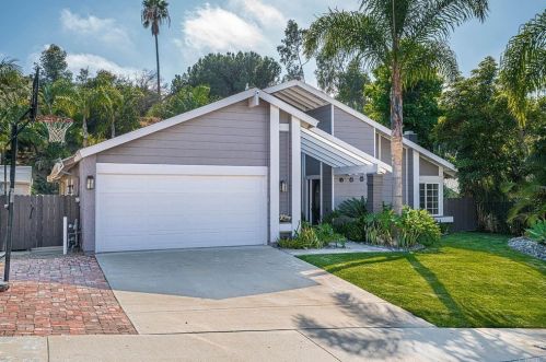 1779 Woodbine Pl, Oceanside, CA 92054-5649