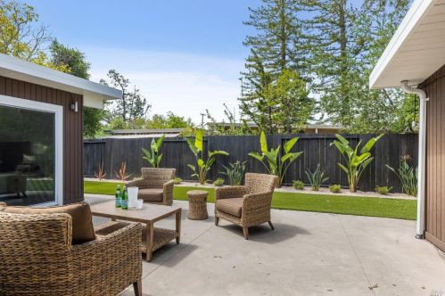 1014 Las Raposas Rd, San Rafael, CA 94903-2350