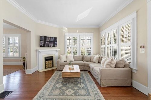 320 Ferguson St, Atlanta GA  30307-2085 exterior