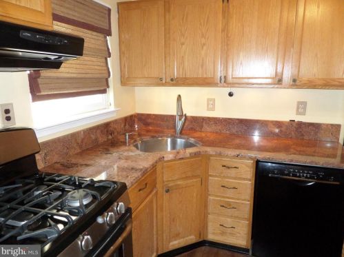 431 Silvia St, Trenton NJ  08628-3234 exterior