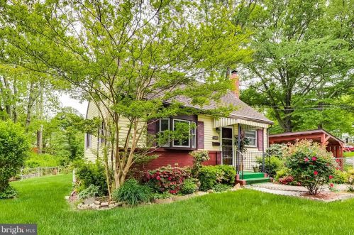 13425 Pinetree Dr, Woodbridge, VA 22191-1840