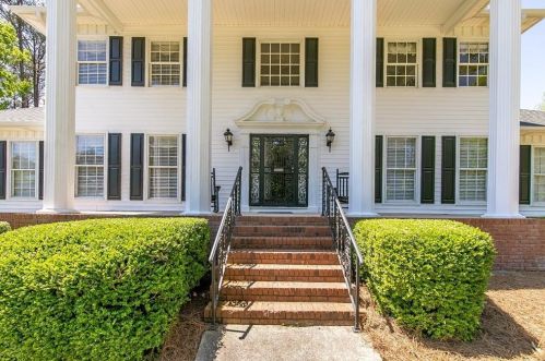 5440 Emmett Still Rd, Loganville, GA 30052-3304