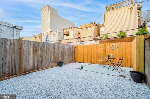 1521 19th St, Philadelphia, PA 19121-4120