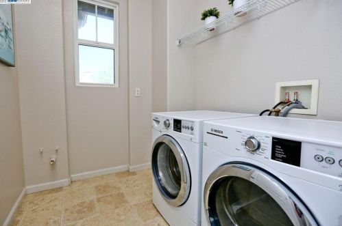 3906 Hidden Grove Ln, Concord CA  94519-1161 exterior