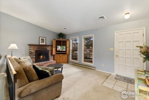 1731 Hastings Dr, Fort Collins CO  80526-2270 exterior