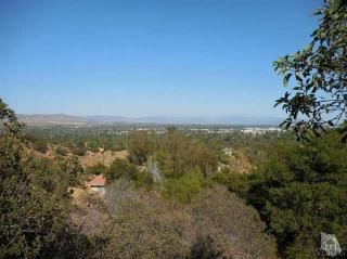 22882 Trigger St, Chatsworth, CA 91311-2657