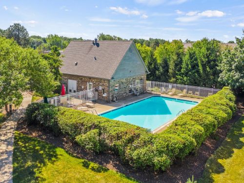 43 Foxcroft Rd, Naperville IL  60565-2361 exterior