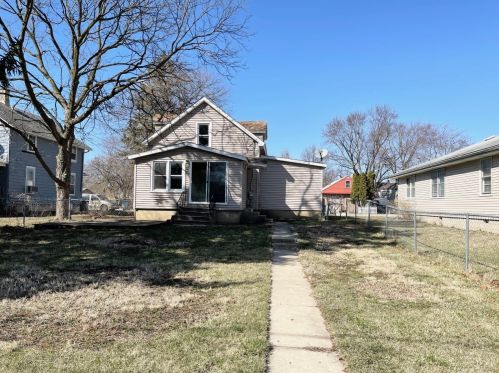814 Prairie St, Swygert IL  61764-1436 exterior