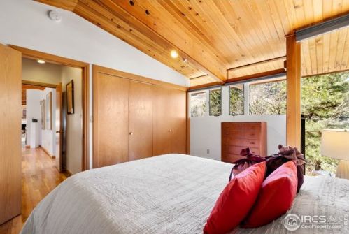 960 6th St, Boulder CO  80302-7125 exterior