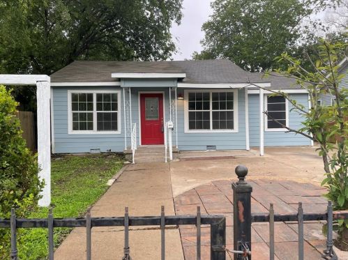 3840 Willing Ave, Fort Worth TX  76110-4947 exterior