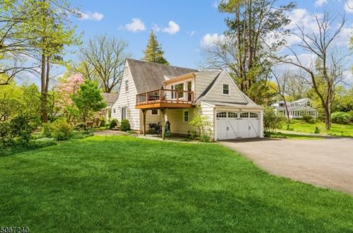 172 New Providence Rd, Mountainside, NJ 07092-2527