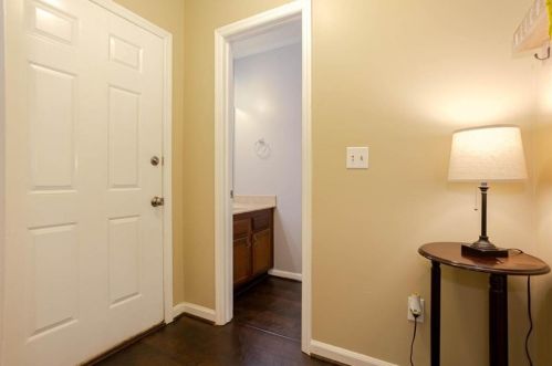 1304 Shiloh Ter, Kennesaw, GA 30144-1896