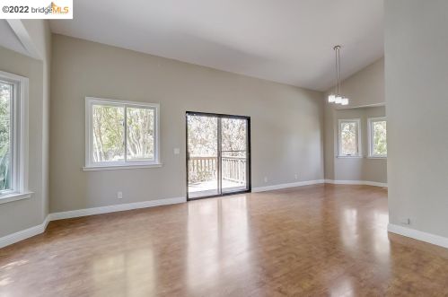 761 Grayson Rd, Concord CA  94523-2665 exterior