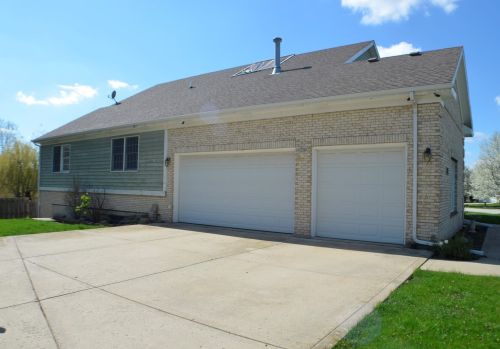 26241 Erin Isle, Minooka, IL 60410-5469