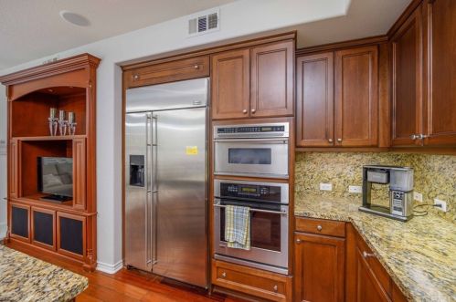 30 Juneberry, Irvine CA  92606-4503 exterior