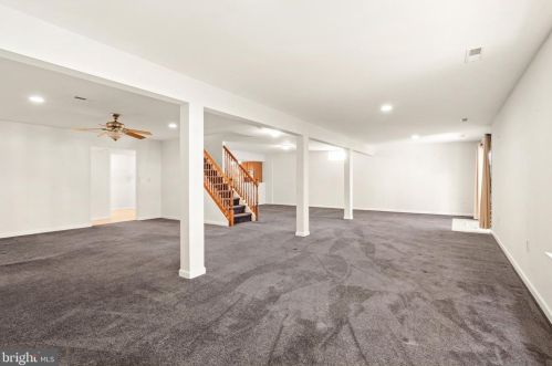 22 Honey Flower Dr, Trenton NJ  08620-9688 exterior