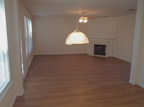 2310 Candle Ridge Trl, Georgetown TX  78626-7366 exterior