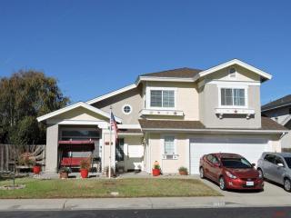 1336 Glen Ellen Ln, Lompoc, CA 93436-8230