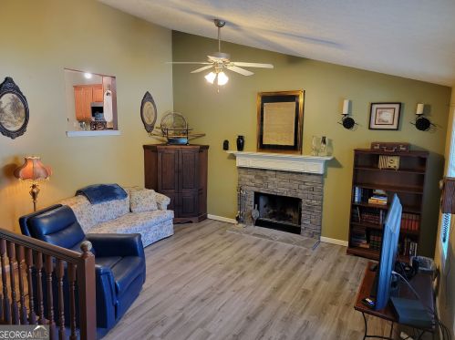7 Chief Ct, Rockmart, GA 30153-8016