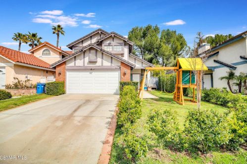 4222 Lost Springs Dr, Calabasas, CA 91301-5326