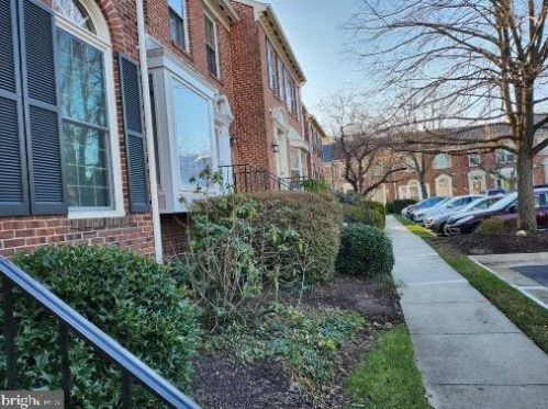 6522 Westmore Ct, Springfield, VA 22150-4261