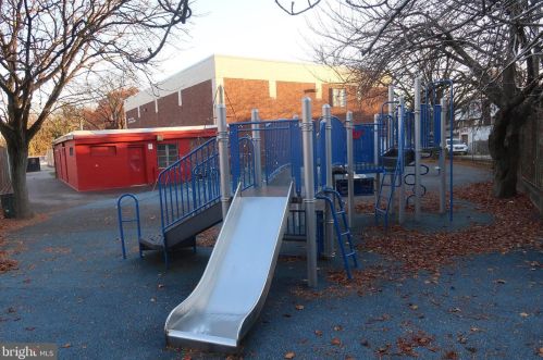 923 Fillmore St, Philadelphia PA  19124-2926 exterior