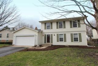 748 Manitou St, Trout Valley, IL 60013-1927