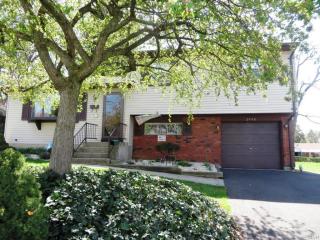2448 Law St, Allentown PA  18103-6862 exterior