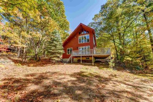 38 Oak Ridge Rd, Madison, NH 03849-5243