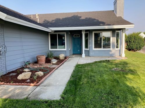 2571 Elwood Ct, Perris, CA 92571-4689