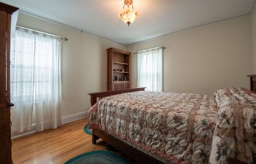 1422 Hewitt Ave, Saint Paul MN  55104-1309 exterior