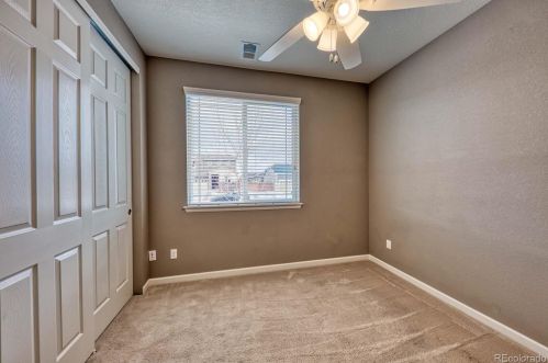 176 Kewaunee Way, Aurora CO 80016-4327 exterior