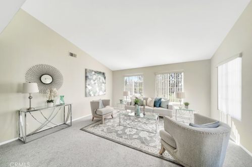 37 Greenfield, Irvine, CA 92614-7074