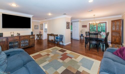 40 Lake Shore Dr, Dover NJ  07803-2936 exterior