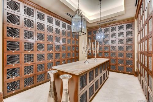 7600 Landmark Way, Englewood CO  80111-1961 exterior