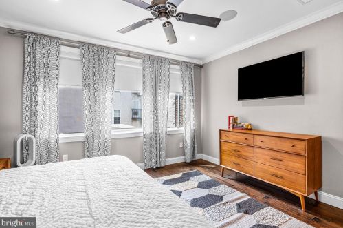 854 Front St, Philadelphia PA 19147-4341 exterior