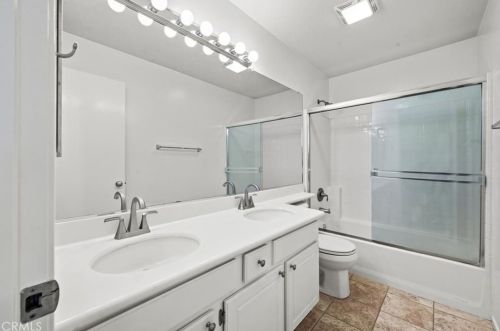 8734 Heatherwood Rd, Anaheim CA  92808-1690 exterior