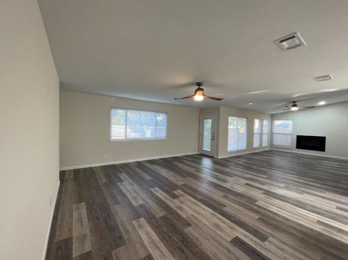 12417 Burlywood Trl, Austin TX  78750-1104 exterior
