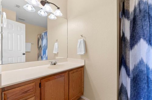5911 Brown Rock Trl, Austin TX  78749-3314 exterior