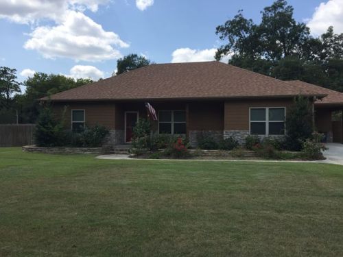 550 10th St, Cooper, TX 75432-3028