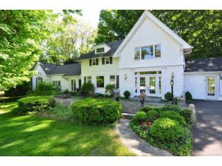 5 Mills Ln, Collinsville, CT 06019-3036
