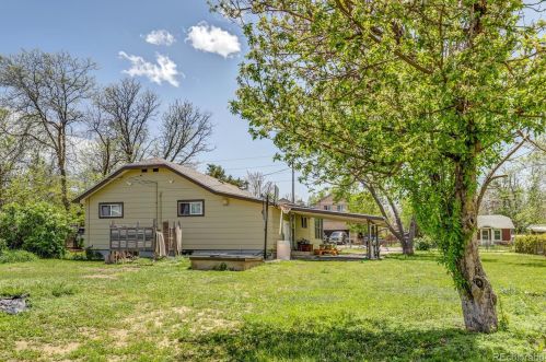 2751 55th Ave, Denver CO 80221-1615 exterior