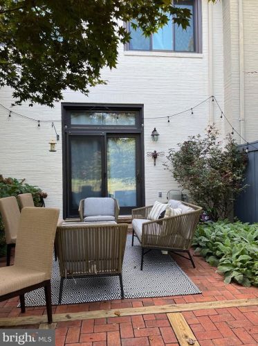 2015 Sarazen Pl, Herndon, VA 20191-3815