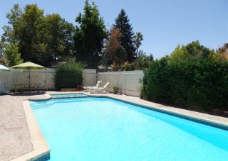6401 Cerromar Cir, Citrus Heights, CA 95662-3823