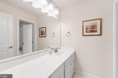 332 Tufton Cir, Fallston MD 21047-2650 exterior